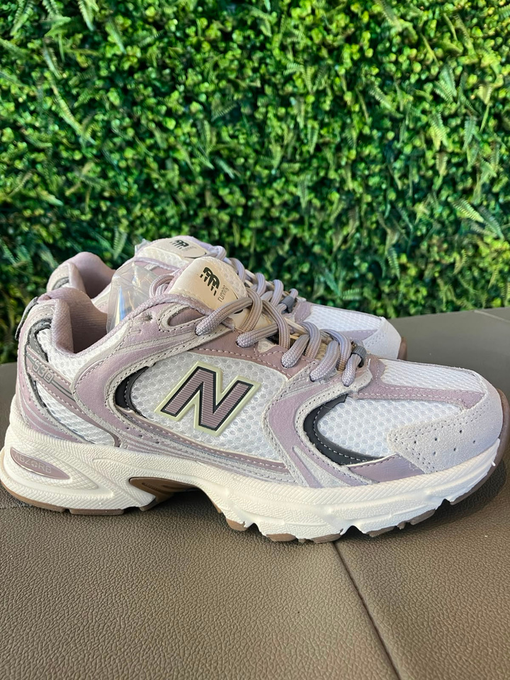 New Balance 530 Prime — Off/Lilás